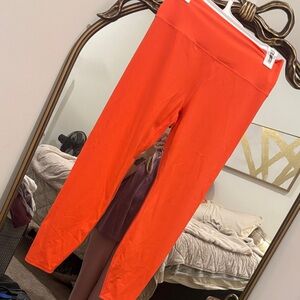 Vuori Vibrant Orange Leggings